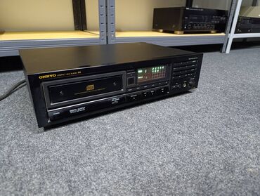 Pojačala i prijemnici: Onkyo Dx 6650 odlican cd Compact Disc Player Specifications Disc — 1