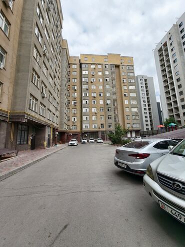 сколько стоят однокомнатные квартиры в бишкеке: 1 бөлмө, 44 кв. м, Элитка, 3 кабат, Евроремонт