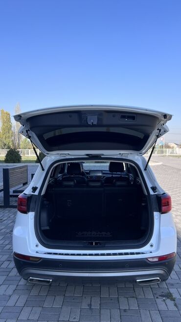 Changan: Changan CS75 Plus: 2021 г., 1.5 л, Типтроник, Бензин, Кроссовер — 10