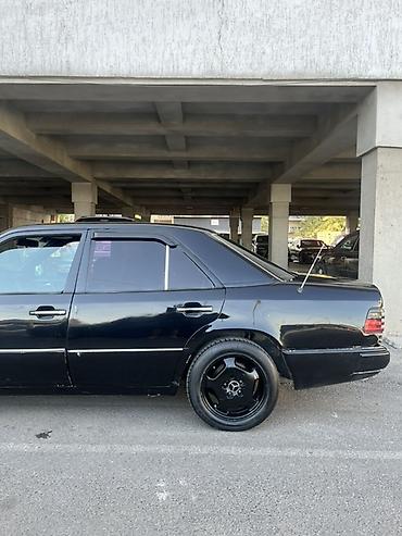 обмен 124: Mercedes-Benz W124: 1994 г., 3.2 л, Механика, Бензин, Седан — 4