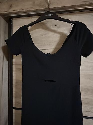 imani torbe: Bershka crna midi haljina - Brend: Bershka - Veličina: L (EUR L, USA — 2