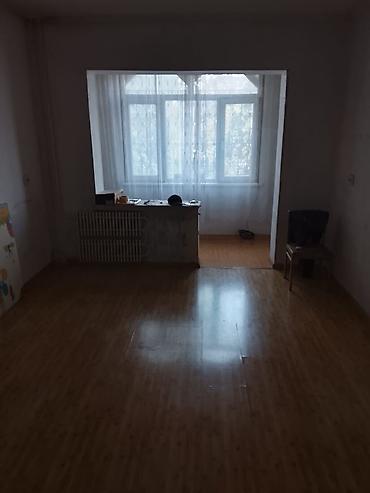 продаю квартиру район юг2: 3 комнаты, 74 м², Юг-2 мкр 106 серия, 2 этаж, Старый ремонт — 2