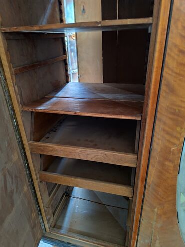 Спальные гарнитуры: Спальный гарнитур, Б/у, Двуспальная кровать, Шкаф, Комод, Дерево, Самовывоз at lalafo.kg — 12 Спальные гарнитуры: Спальный гарнитур, Б/у, Двуспальная кровать, Шкаф, Комод, Дерево, Самовывоз — 12