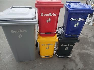 Tullantı qabları: Müxtəlif ölçülərdə və rənglərdə Goodbin zibil qutuları. Bu zibil — 5