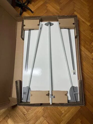 Ostali kancelarijski nameštaj: *** AKCIJA *** #3097 Magnetna ploča za prezentacije sa stalkom; — 5