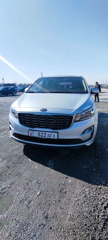 Kia: Kia Carnival: 2018 г., 2.2 л, Типтроник, Дизель, Минивэн