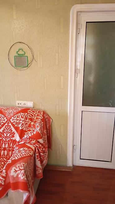 Köhnə tikili: Ev satılır, Gence şeheri pasyolka şahlar hüseyinovda, 4 mertebeli daş — 8