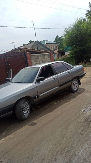 вариант машина ош: Audi 100: 1988 г., 1.8 л, Механика, Бензин, Седан