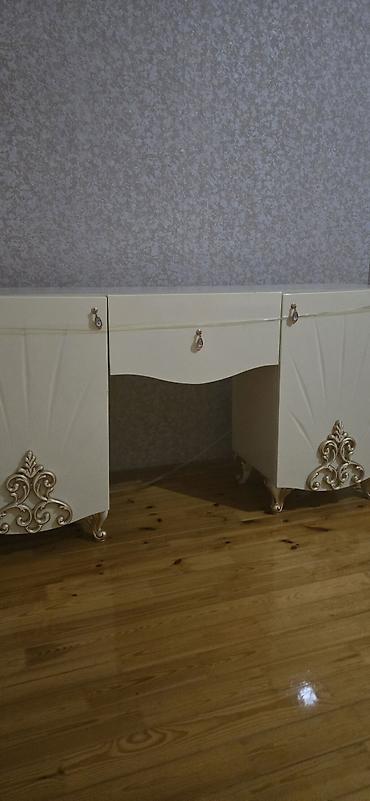 Yataq otağı dəstləri: Guzgulu Termo 2tumbuckasi ile.Satilir 200manat.Seliqeli — 1