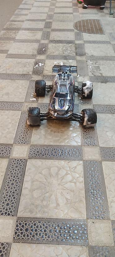 Uşaq üçün elektrik maşınları: Traxxas E-Revo RC truggy - 1/10 ölçülü yüksək performanslı elektrikli — 2