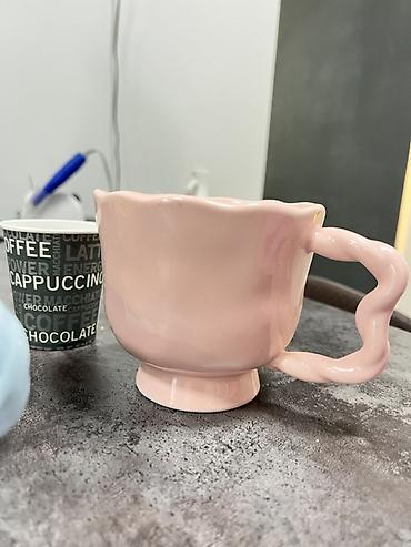 Наборы посуды: Набор дизайнерских керамических кружек - Необычные формы и яркие — 2