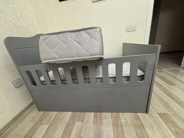 2 ci el usaq kravatlari: Oğlan və qız üçün, Dördbucaq, Beşik, Dəst ilə, Matras ilə, Yellənmə mexanizmsiz