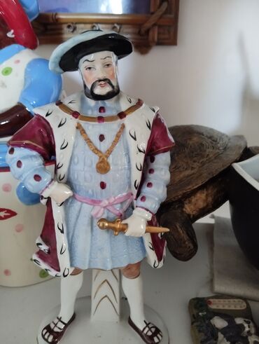 фарфоровые статуэтки новодел: Фарфоровая статуэтка, старая Германия, "Король Англии Генрих 8 Тюдор"