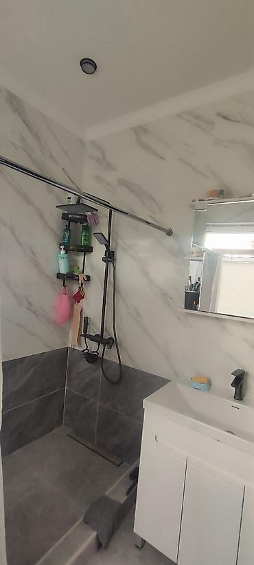 Продажа коттеджей и домов: Продаётся одноэтажный дом с 5 сотах участком. Основное: - Планировка — 19