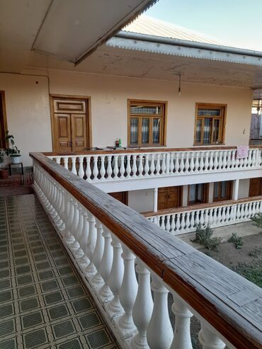 Həyət evləri və villaların satışı: 9 otaq, 264 kv. m, Kredit var, Orta təmir — 6