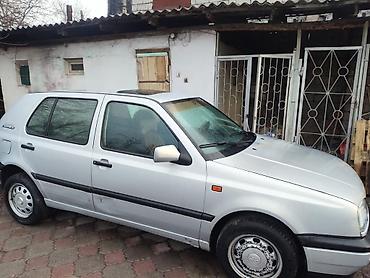 авто ижара: Volkswagen Golf: 1993 г., 1.6 л, Кол менен иштөөчү, Бензин, Хетчбек — 2