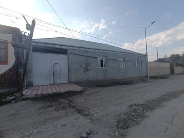 Həyət evləri və villaların satışı: 5 otaqlı, 700 kv. m, Orta təmir