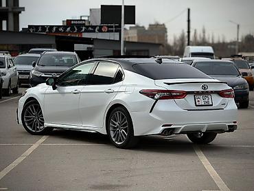 corolla 2016: Toyota Camry: 2021 г., Бензин, Седан — 2