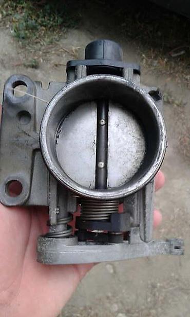 auto pragovi: KLAPNA GASA ZA RENAULT LAGUNA OD 2000. DO 2005. GOD — 2