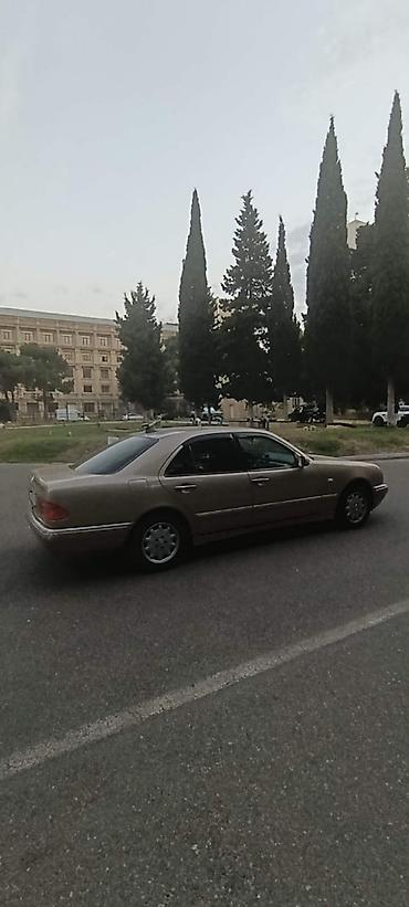 mers tursiy: Mercedes-Benz 220: 2.2 l | 2000 il Sedan — 5