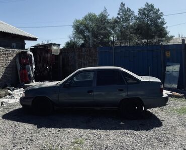 Daewoo: Daewoo Nexia: 2004 г., 1.6 л, Механика, Бензин, Седан