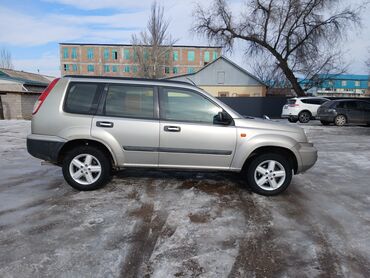 Nissan: Nissan X-Trail: 2001 г., 2 л, Механика, Бензин, Кроссовер