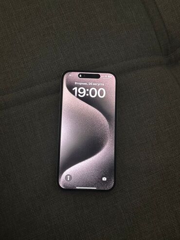 макбук м2: IPhone 15 Pro, 256 ГБ