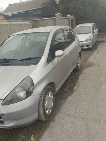 Honda: Honda Fit: 2002 г., 1.3 л, Вариатор, Бензин, Универсал