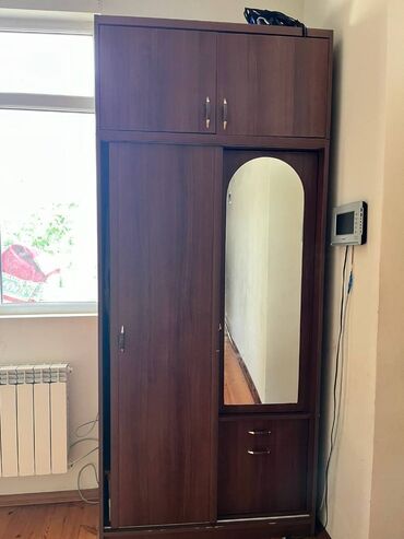 qurğuşun qiymeti: Dolab satilir.ehmedlidedir.qiymet: 50 azn