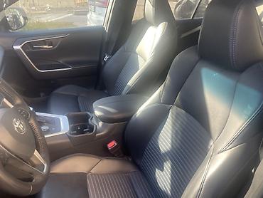Toyota: Toyota RAV4: 2022 г., 2.5 л, Гибрид, Кроссовер — 7