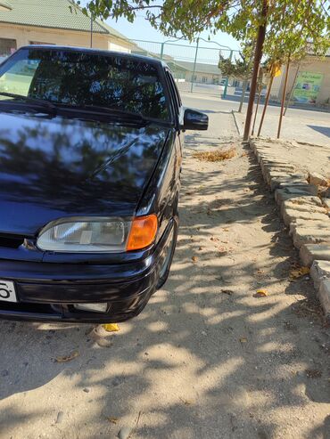 maşın sexi: VAZ (LADA) 2115 Samara: 1.7 l | 2007 il | 200000 km Sedan