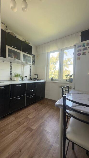 я ищу квартиру без хозяина: 2 комнаты, 44 м², 104 серия, 5 этаж