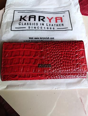 ray ben: Продаётся кошелек фирмы Karya, цвет красный,г.Ош — 1