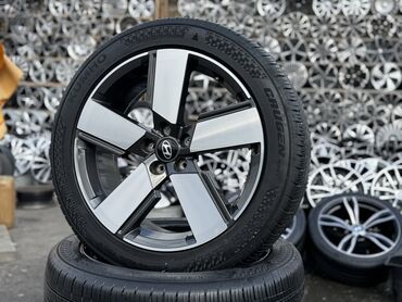 3 təkər: Колесо Hyundai 255 / 45 / R 20, 5 Болтов