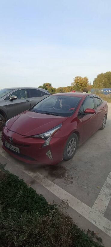 обмен на альфард: Toyota Prius: 2016 г., 1.8 л, Гибрид, Хэтчбэк