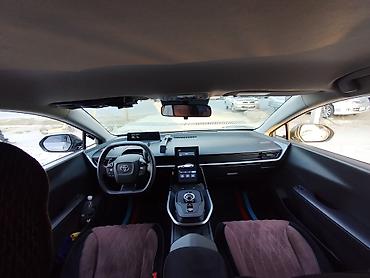 Toyota: Toyota bZ3: 2023 г., Автомат, Электромобиль, Седан — 1