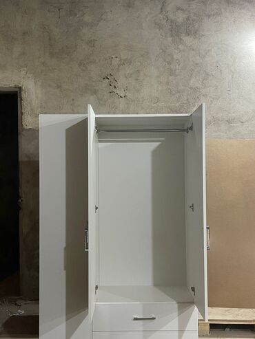 Dolablar: Yeni, Açılan, 3 qapılı Düz dolab, Dolab-asılqan, Rusiya -da lalafo.az — 12 Dolablar: Yeni, Açılan, 3 qapılı Düz dolab, Dolab-asılqan, Rusiya — 12