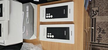 Чехлы: Продаю оригинальные чехлы силиконовые черные на флагман Samsung S25