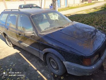 е34 сполер: Volkswagen Passat: 1990 г., 1.8 л, Механика, Бензин, Универсал