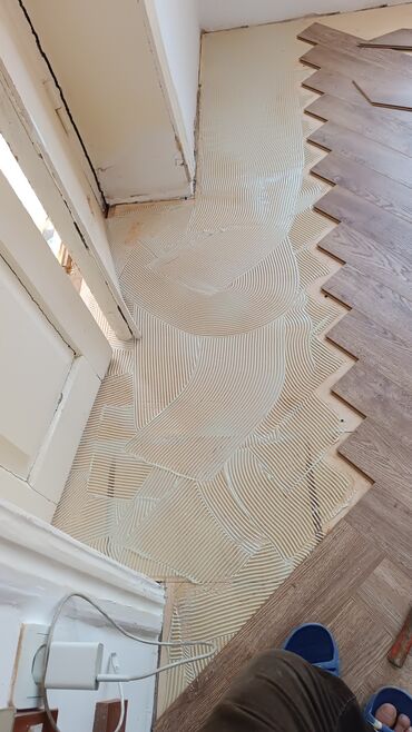 Döşəmə işləri: Laminatlarin vurulmasi her cur bilintuslarin supurgeliylerin vurulmask — 6