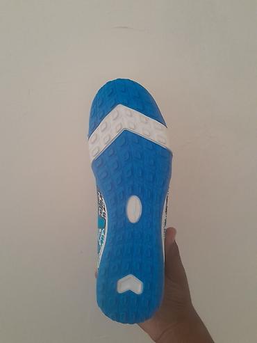 найк тиемпо сороконожки: Футзальные кроссовки Nike с технологией Air Zoom и верхом Flyknit. - — 2