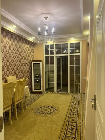 Uzunmüddətli kirayə mənzillər: 3 otaqlı mənzil – zövqlü interyer, hazır yaşayış - Plan: geniş qonaq — 20