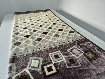 Ćebad i pokrivači: Sintetika, Veličina - Bračna — 1