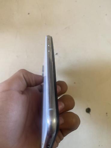 ми 9 с: IPhone X, Б/у, 64 ГБ, Серебристый, 100 % — 4