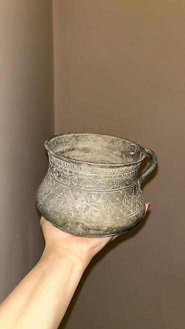 mis kasa: Əl işi metal qab – oyma naxışlı, tutacaqlı - Material: metal ərintisi — 2