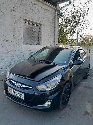 волсваген б 5: Hyundai Accent: 2013 г., 1.6 л, Кол менен иштөөчү, Бензин, Седан — 1