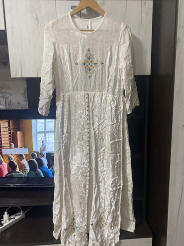 платье 50 52 размер: Күнүмдүк көйнөк, Made in KG, Күз-жаз, Узун модель