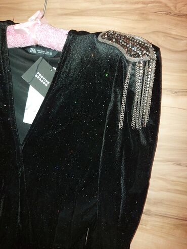 Köynək və bluzalar: ZARA .kofta.yeni .etiketi uzerinde geyinilmeyib .S-M razmere gedir — 2