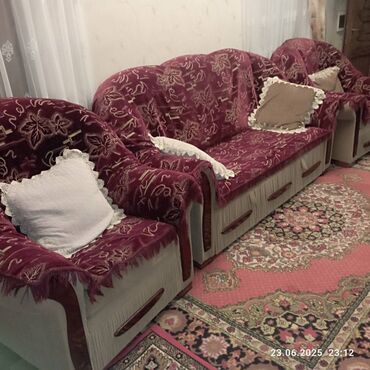 taxta islenmis: Divan, İşlənmiş, Açılmayan, Ödənişli çatdırılma