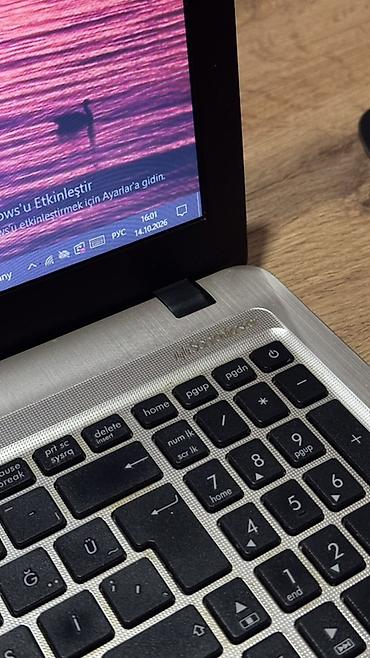soni: Ноутбук ASUS (серия X) с 15.6" экраном Характеристики и особенности — 1